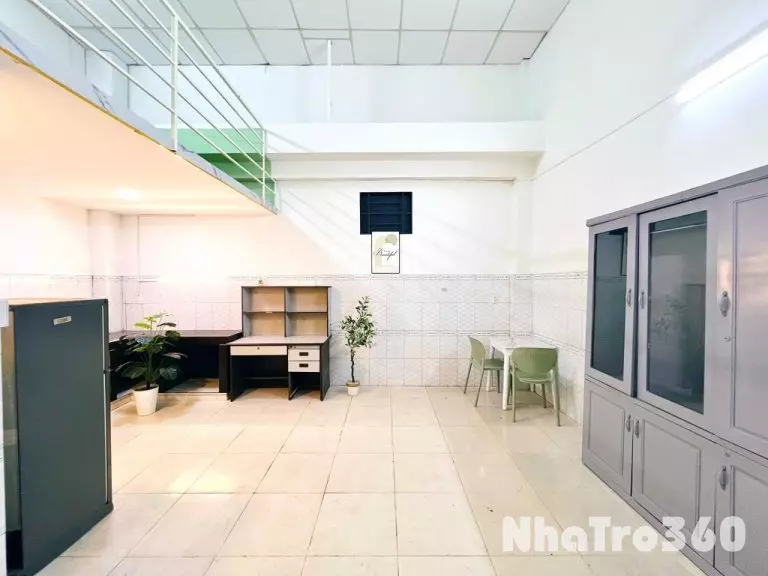 🏡TRỐNG CĂN HỘ CÓ GÁC CAO FUL NỘI THẤT