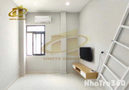 DUPLEX cửa sổ gần cầu Nguyễn Căn Cừ , ĐH Tôn Đức Thắng