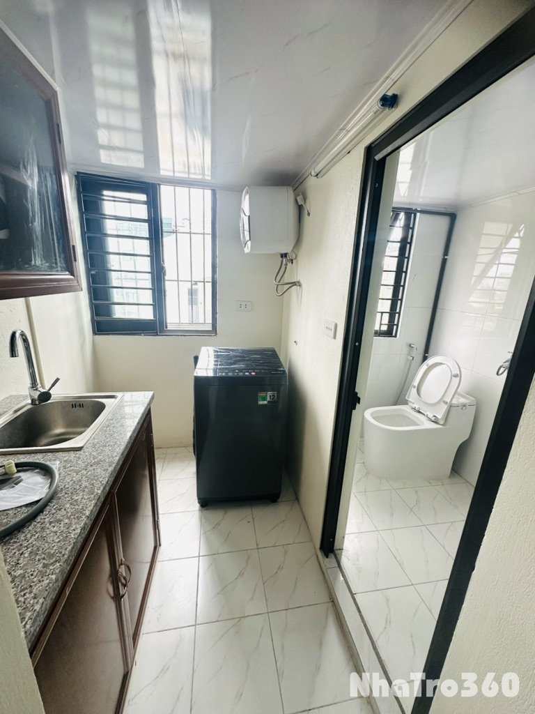 PHÒNG GÁC XÉP CẠNH SÂN BÓNG HÀ TRÌ