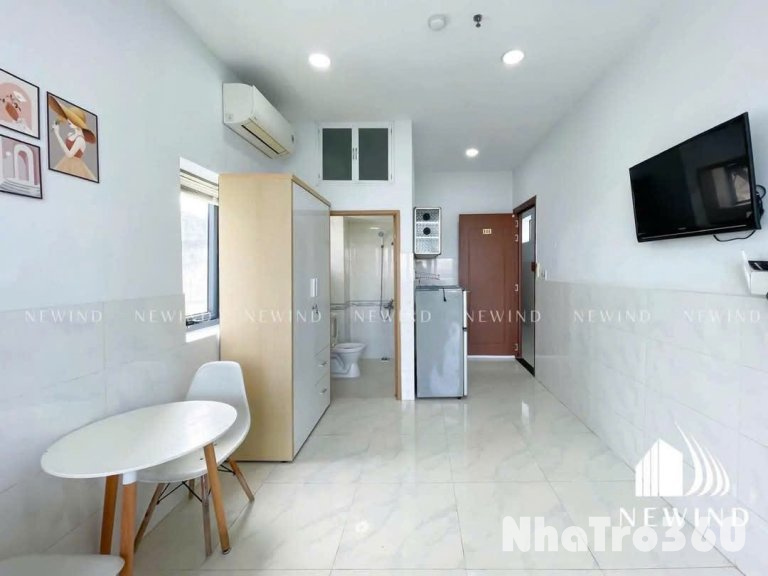 Căn Hộ Ban Công, Ngay Lotte Mart, Đại Học Tôn Đức Thắng, Sunrise City, Cầu Kênh Tẻ Quận 7