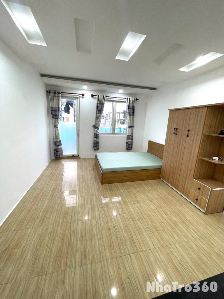 Studio ban công quận 4 ngay ĐH Nguyễn Tất Thành