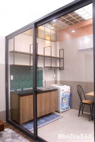 Trống sẵn căn hộ ban công sân vườn máy giặt riêng