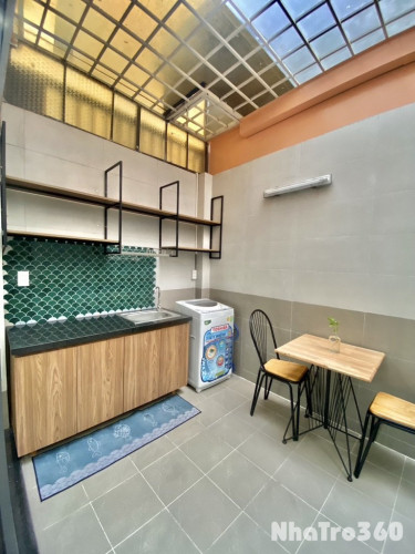 Trống sẵn căn hộ ban công sân vườn máy giặt riêng