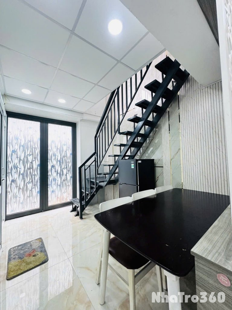 CHO THUÊ PHÒNG TRỌ NGAY TÂN BÌNH: 1 LỬNG 1 TRỆT CỬA SỔ TO SIÊU MÁT