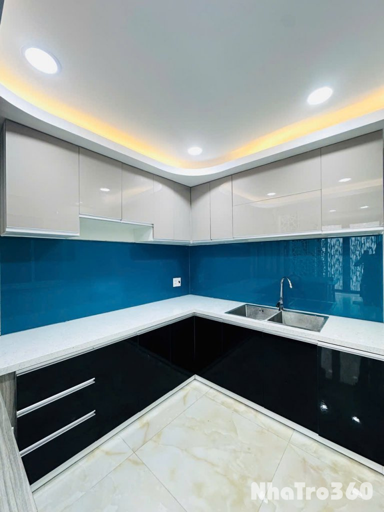 CHO THUÊ PHÒNG TRỌ NGAY TÂN BÌNH: 1 LỬNG 1 TRỆT CỬA SỔ TO SIÊU MÁT