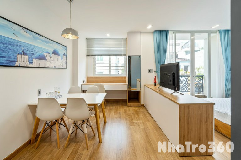 Cho thuê căn hộ ban công, Q1 || ngay Nguyễn Bỉnh Khiêm || gần Thảo Cầm Viên, cầu Thị Nghè