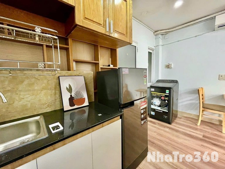 Cho Thuê Phòng Full NT Cửa Sổ To Ngay Sân Bay TSN