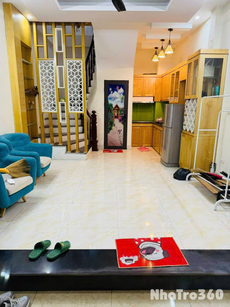 CHO THUÊ NHÀ NGUYÊN CĂN 5 TẦNG TẠI LĨNH NAM, HOÀNG MÃI HÀ NỘI