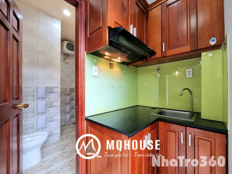 Cho thuê căn hộ ban công Q10 || ngay Lý Thường Kiệt || gần Đại học Bách Khoa, Sân Vận Động Phú Thọ, Nhà thờ Đồng Tiến