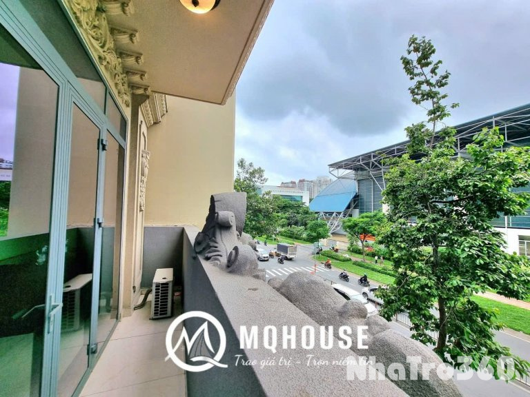 Cho thuê căn hộ ban công Q10 || ngay Lý Thường Kiệt || gần Đại học Bách Khoa, Sân Vận Động Phú Thọ, Nhà thờ Đồng Tiến