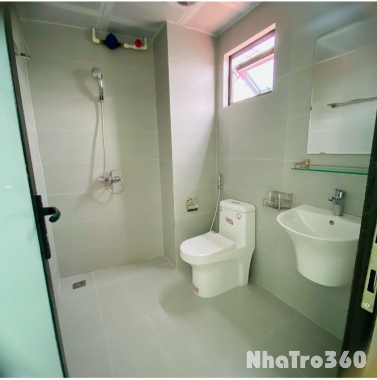 Phòng khép kín full đồ, tháng 3 vào ở luôn