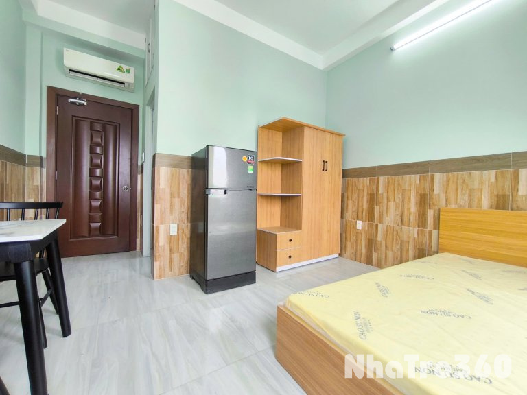 Cho thuê căn hộ 1PN, ban công, Q10 || ngay 3 tháng 2 || gần Sân Vận Động Phú Thọ, Bệnh viện Chợ Rẫy, Bến Xe Chợ Lớn