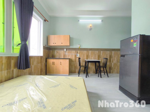 Cho thuê căn hộ 1PN, ban công, Q10 || ngay 3 tháng 2 || gần Sân Vận Động Phú Thọ, Bệnh viện Chợ Rẫy, Bến Xe Chợ Lớn