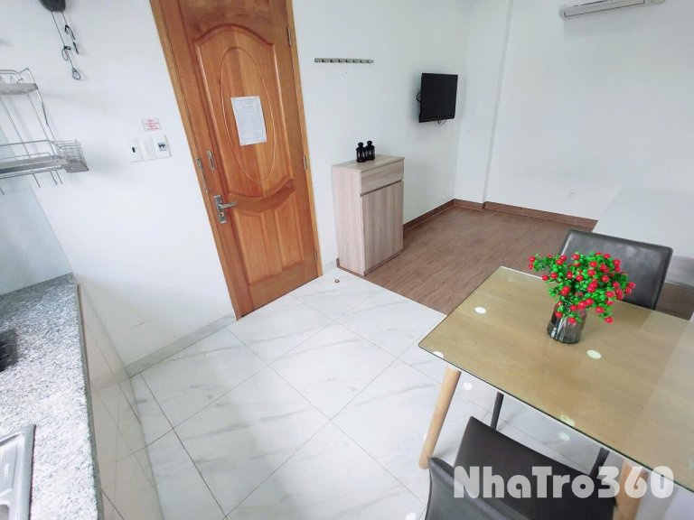 Cho thuê căn hộ Q10, mới 100% || ngay Cách Mạng Tháng 8 || gần Công Viên Lê Thị Riêng, Vòng xoay Dân chủ, Toà nhà Viettel