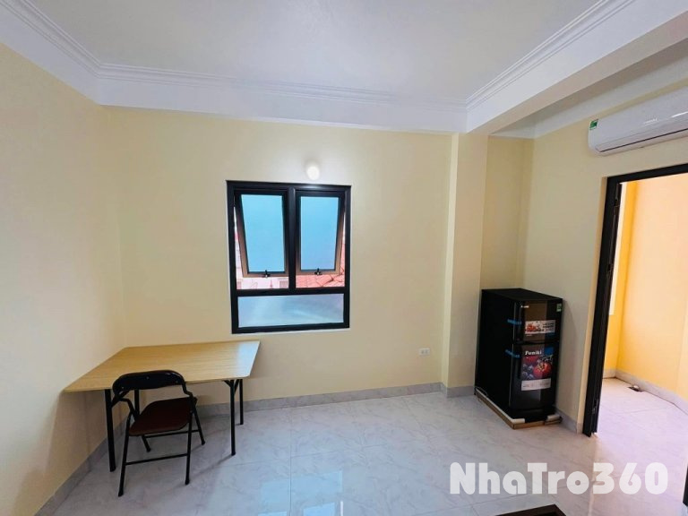 Ccmn mới rộng  rãi còn vài phòng ở được luôn