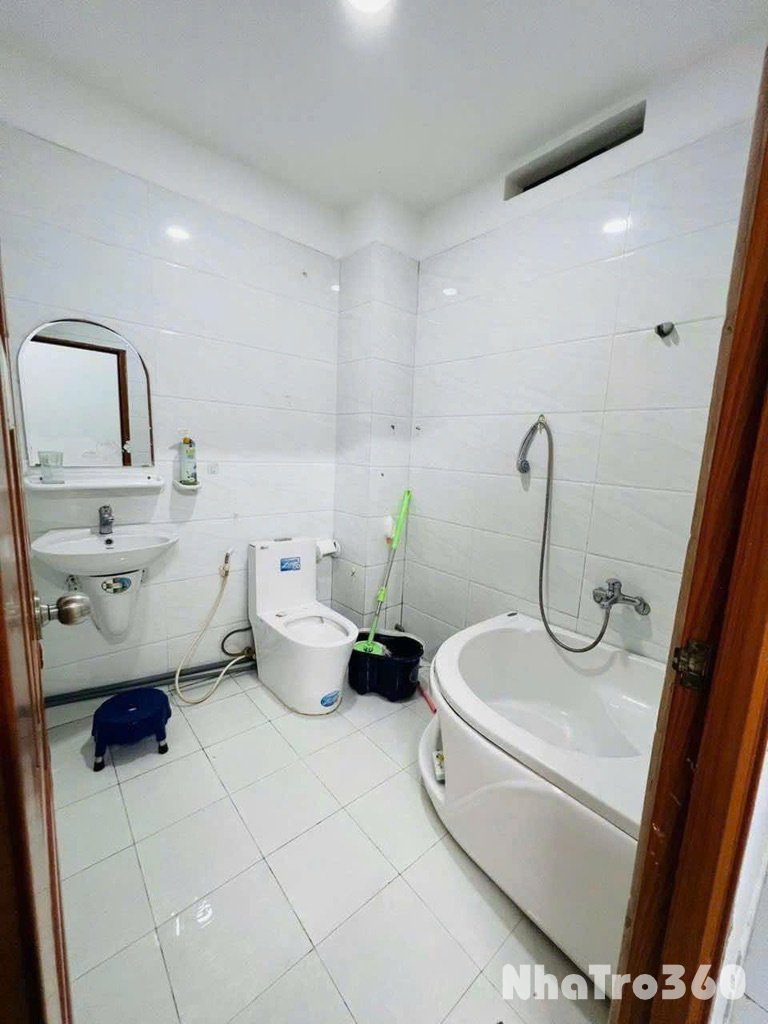 Cho thuê căn hộ DV 2PN gần ParcMall, Trung Cấp NSG