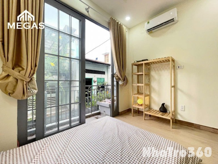 Siu phẩm ngay trung tâm quận 1, đầy đủ nội thất, phòng mới đét