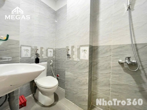 Siu phẩm ngay trung tâm quận 1, đầy đủ nội thất, phòng mới đét