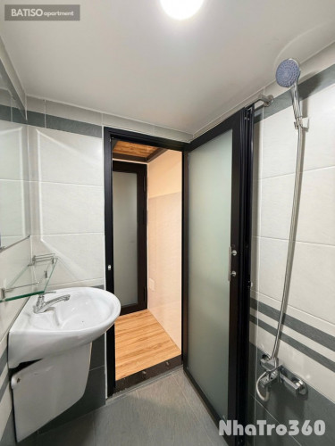 CHO THUÊ DUPLEX CỬA SỔ FULL NỘI THẤT QUẬN 10 GẦN ĐẠI HỌC KINH TẾ