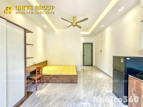 STUDIO Ban công nằm ngay trung tâm Quận 7 gần chợ Tân Quy