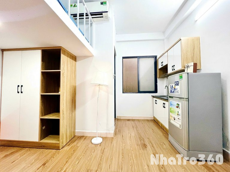 DUPLEX CỬA SỔ FULL NỘI THẤT QUẬN 10 GẦN VẠN HẠNH MALL