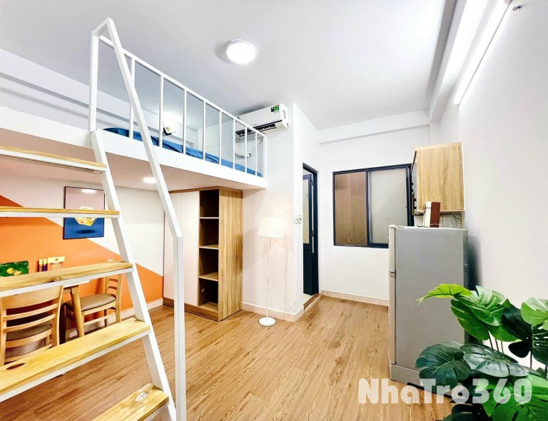 DUPLEX CỬA SỔ FULL NỘI THẤT QUẬN 10 GẦN VẠN HẠNH MALL