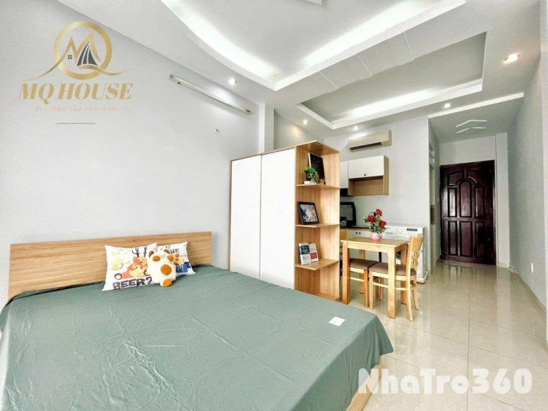 STUDIO BAN CÔNG FULL NỘI THẤT NGAY Q1