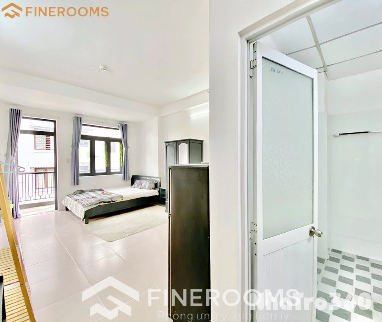 STUDIO BAN CÔNG GẦN CẦU VƯỢT HHT QUẬN TÂN BÌNH