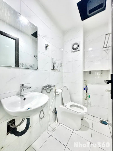 147/75/15 Triều Khúc