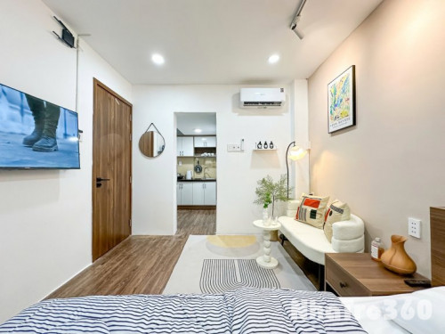 Cho thuê căn hộ Studio cửa sổ Full nội thất nằm trên đường CMT8, giáp Quận 10