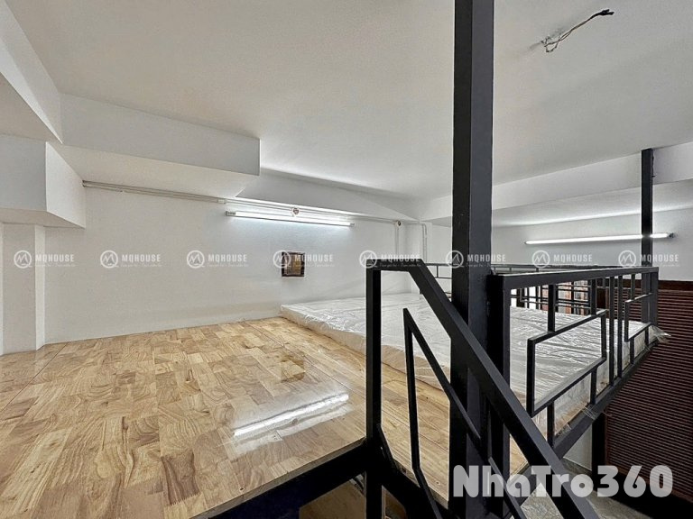Căn hộ có gác cửa sổ 40m2 gần ETOWN