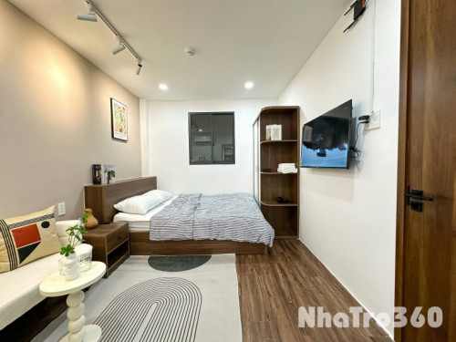 Cho thuê căn hộ Studio cửa sổ Full nội thất nằm trên đường CMT8, giáp Quận 10