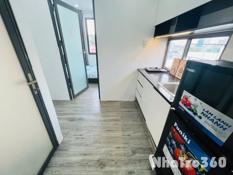 Cho thuê 2pn có ban công trước và sau tại quận 1