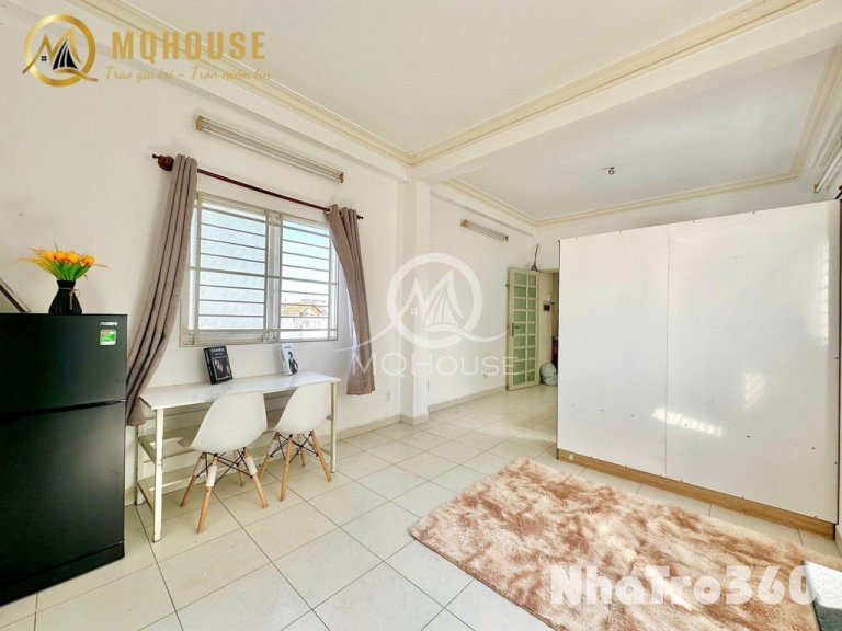 STUDIO TÁCH BẾP CÓ CỬA SỔ / 40m2 / TÂN BÌNH