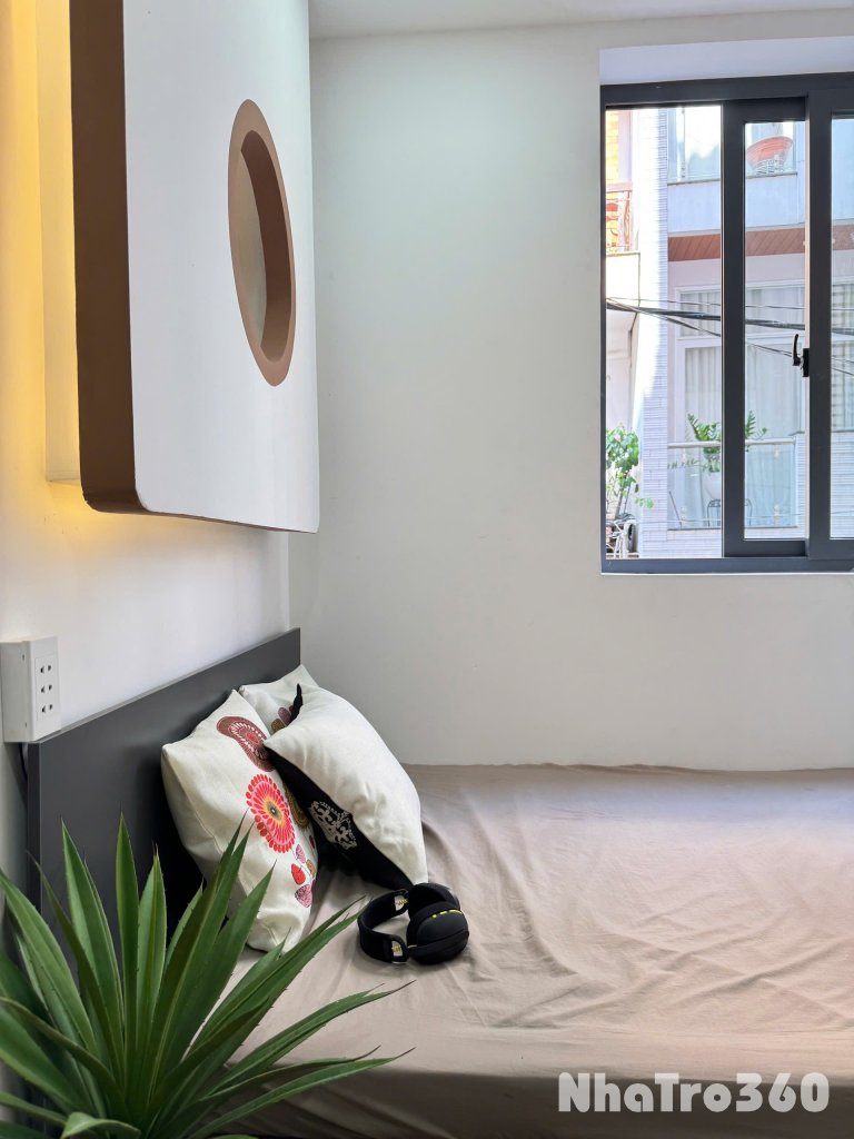 STUDIO FULL NỘI THẤT NGAY TRUNG TÂM QUẬN 10 GẦN VINCOM PLAZA 3 THÁNG 2