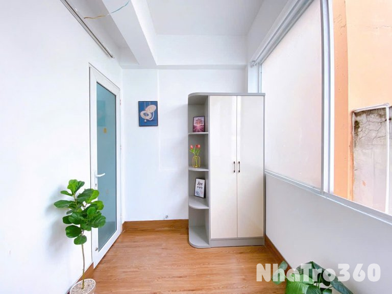 CHO THUÊ STUDIO CỬA SỔ TÁCH BẾP FULL NỘI THẤT QUẬN 10 NGAY ĐẠI HỌC KINH TẾ