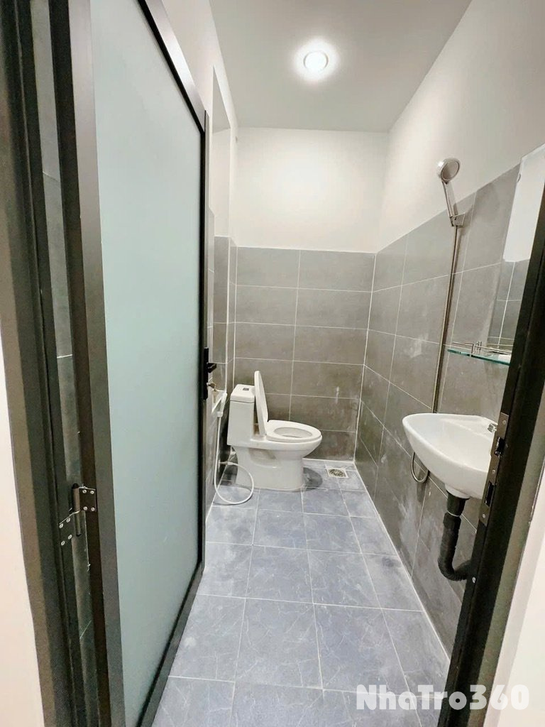 CĂN HỘ 1 PN KẾT HỢP BAN CÔNG , GẦN SÂN BAY