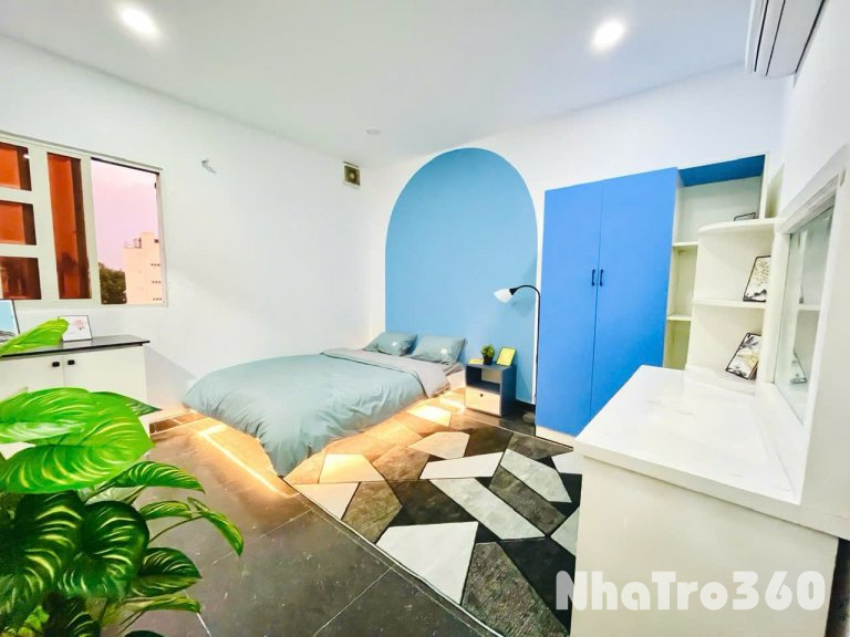 CĂN HỘ CỬA SỔ FULL NỘI THẤT QUẬN 1 NGAY CẦU NGUYỄN VĂN CỪ