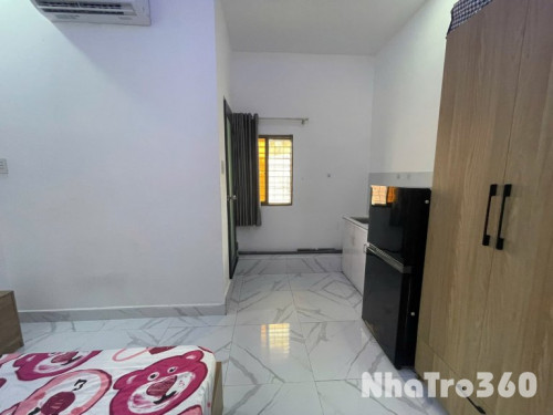 Cho thuê căn hộ cửa sổ, Q1 || gần cầu Ông Lãnh, cầu Calmette, Đại Học Văn Lang || giá chỉ 5tr5