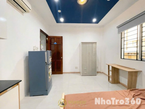 CĂN HỘ CỬA SỔ FULL NỘI THẤT QUẬN 1