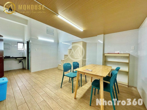 Phòng ban công giá rẻ full nội thất có máy lạnh