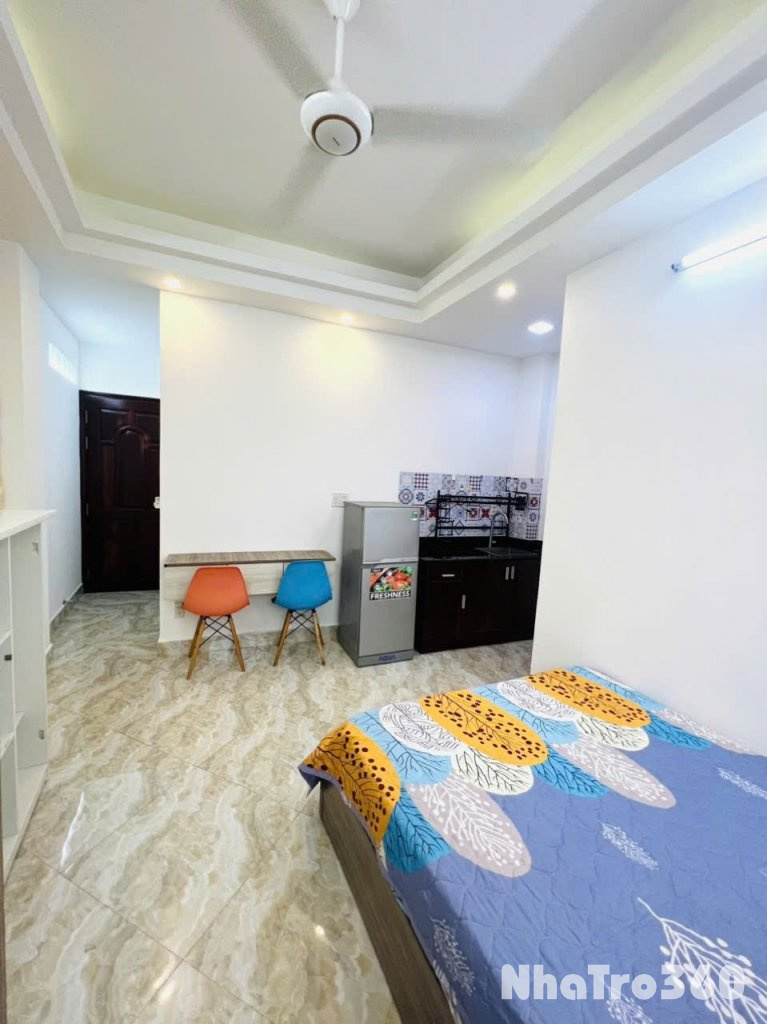 Căn hộ Studio cửa sổ lớn - Full nội thất, thang máy gần ĐH Tài Chính Marketing