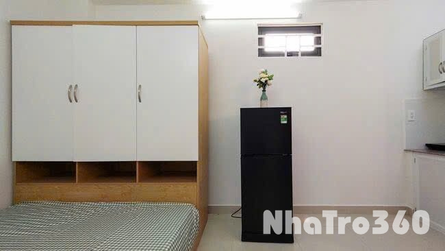 Căn hộ ngay chợ Tân Quy, đủ nội thất, sát Quận 1