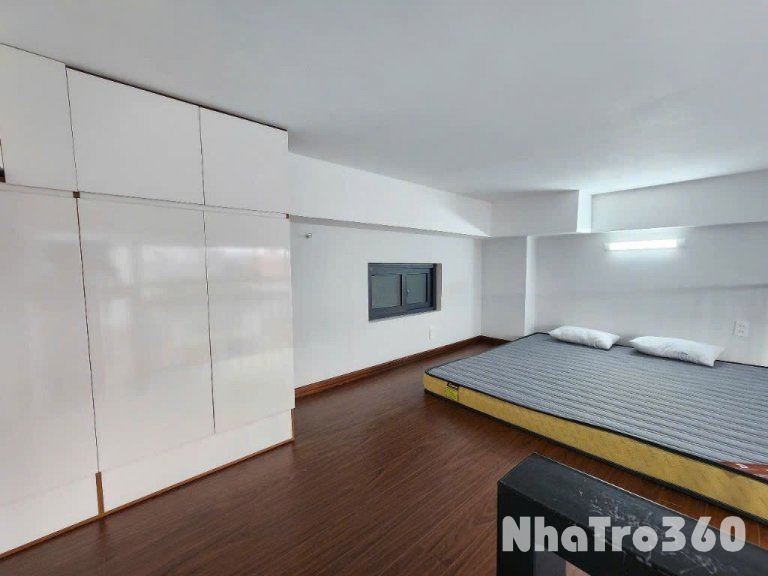 Căn hộ gác cao, cửa sổ lớn gần RMIT, TDT, Lotte Q7