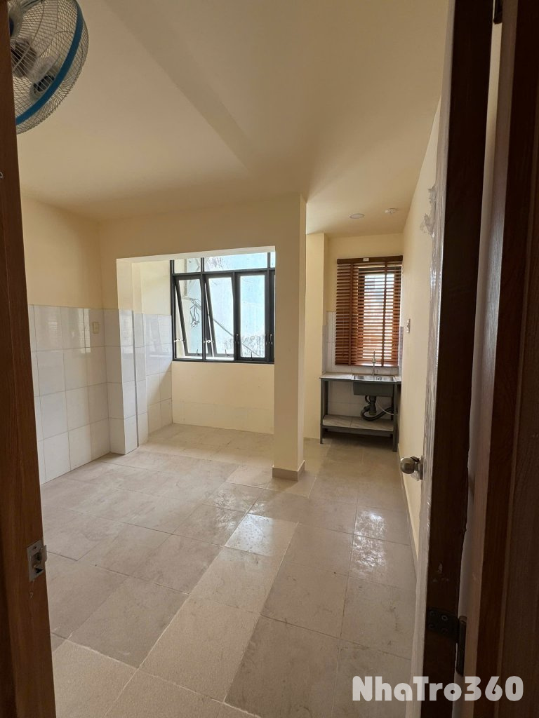 🏠Cho thuê căn hộ Studio Cửa sổ trời, Full nội thất Q1 gần cầu Nguyễn Văn Cừ, cầu chữ Y, Nowzone