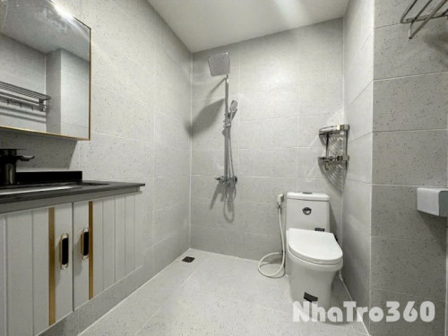 CĂN HỘ 2PN MẶT TIỀN ĐƯỜNG 3/2 QUẬN 10