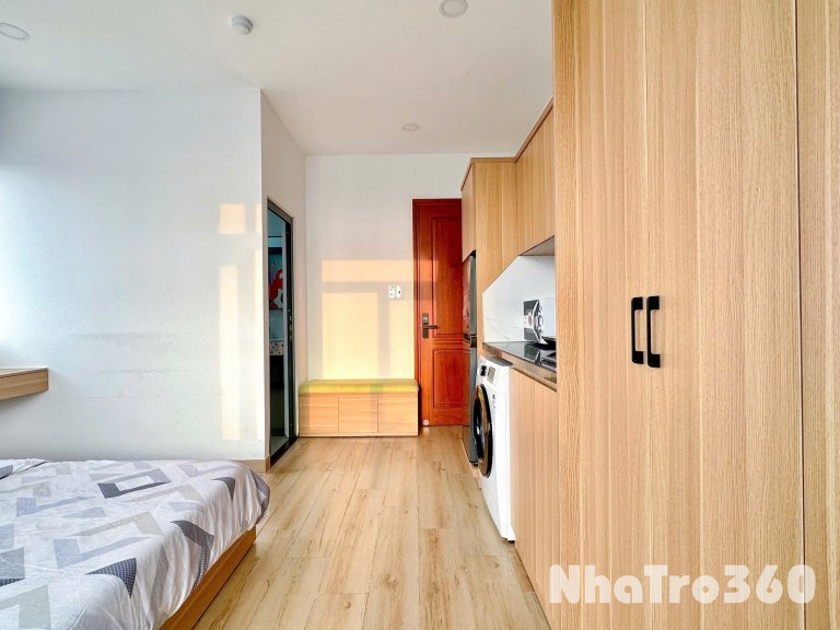 Căn hộ studio ban công lớn view đẹp full nội thất quận 8