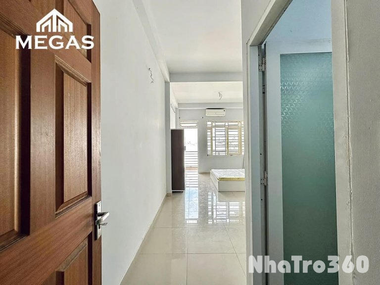 Studio rộng rãi - ban công thoáng - gần chợ Phạm Văn Hai quận Tân Bình