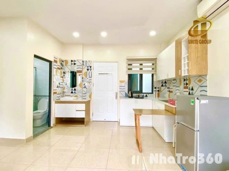 Căn hộ studio vách ngăn ban công full nội thất quận 7