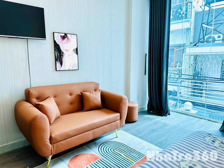 Cho thuê căn hộ ban công, Q8 || ngay Dương Bá Trạc || gần cầu Nguyễn Văn Cừ, cầu chữ Y, cầu Rạch Ông